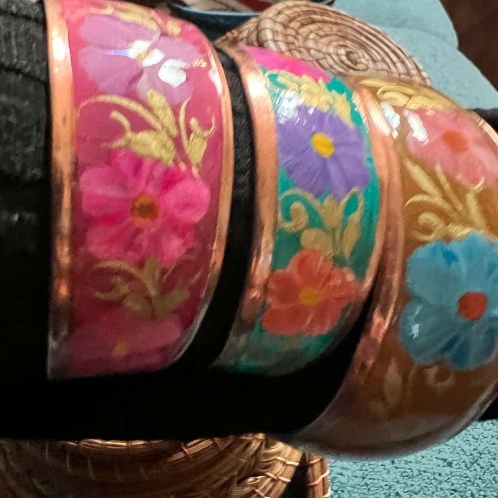 3 hand painted copper bracelets from Mexico - Picture 4 of 5